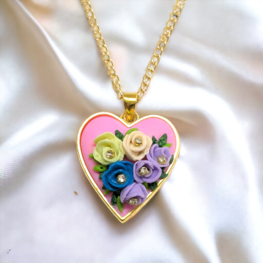 Princess heart pendant