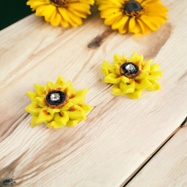 Sunflower Stud