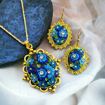 Vintage Gold Royal Blues Handmade Jewellery set