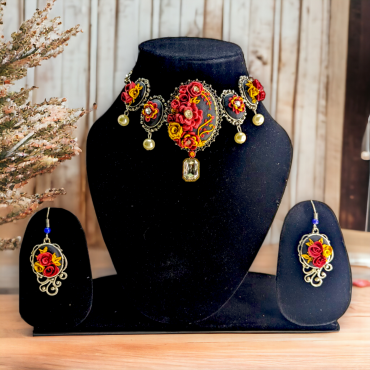 Maharani Hibiscus Choker Necklace set