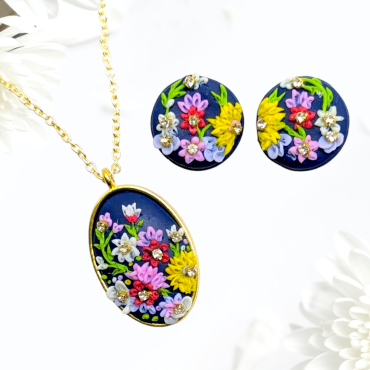 Oval Clay Embroidery Pendant set