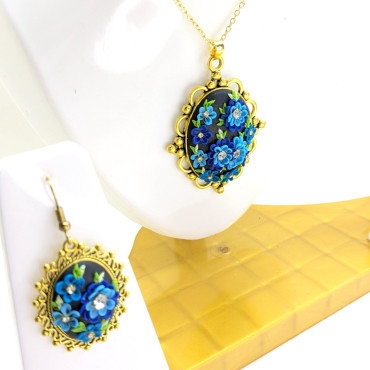 Vintage Gold Royal Blues Handmade Jewellery set