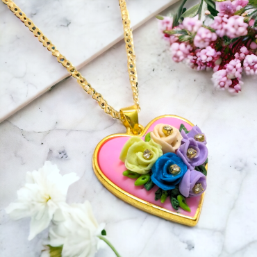 Princess heart pendant