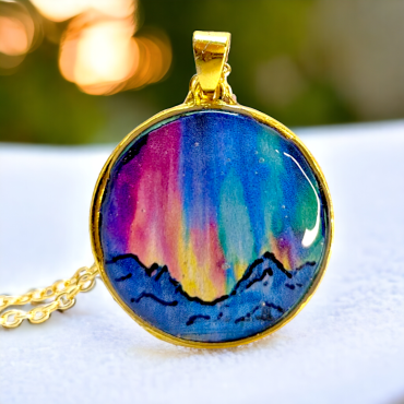 Aurora Round Handmade Pendant