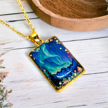 Aurora Glitter Handmade Pendant